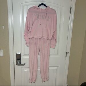 NWT Juicy Couture Lola Pink Velour Cropped Hoodie & Joggers Sleepwear Set Small